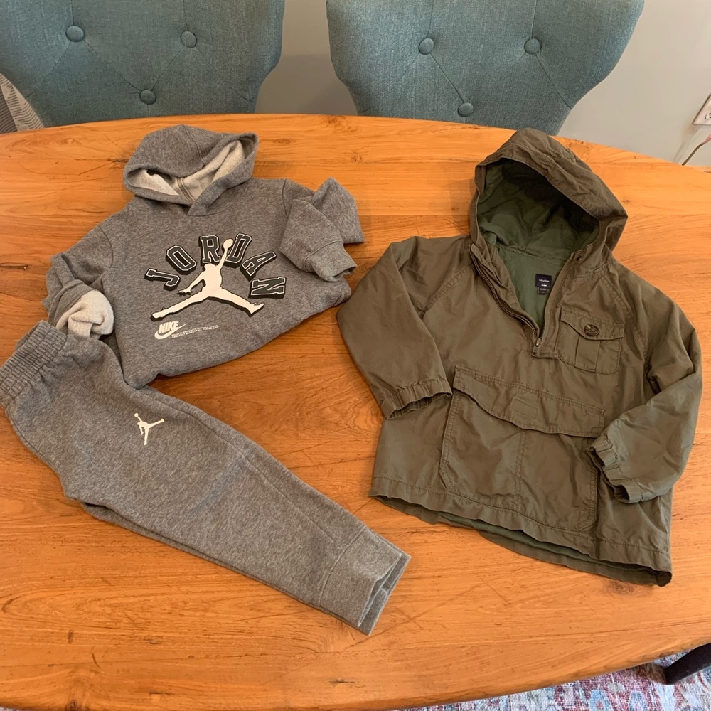 NIKE Jordan set and Gap jacket